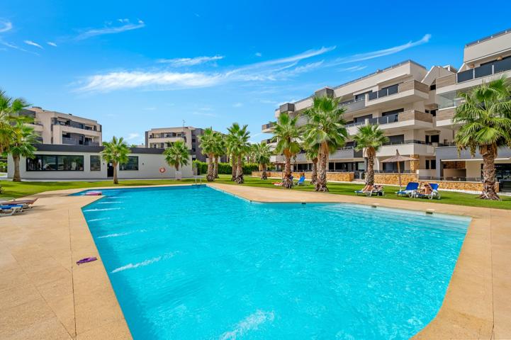 Piso En venta en Lomas De Cabo Roig, Orihuela Costa photo 0