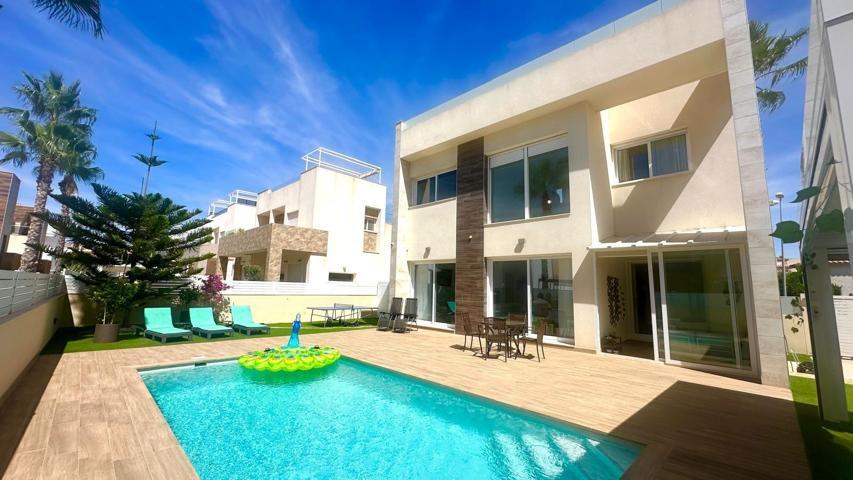 Casa En venta en Torreblanca, Torrevieja photo 0