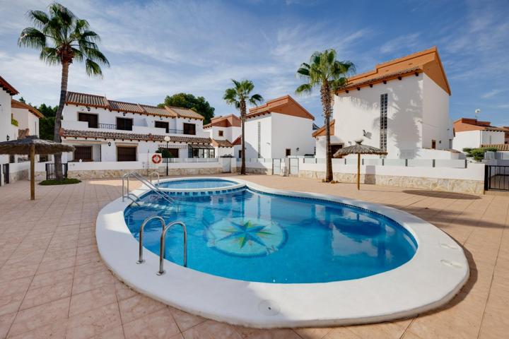 Casa En venta en Pau 8, Orihuela Costa photo 0