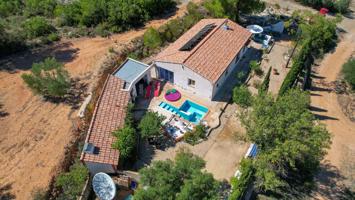 Casa De Campo En venta en Comunidad Valenciana, Ayora photo 0