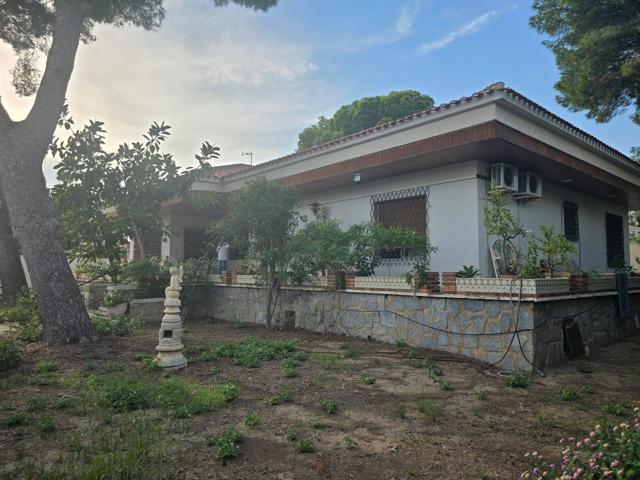 Casa En venta en Lomas De Cabo Roig, Orihuela Costa photo 0