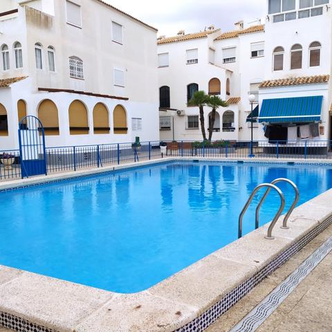 Piso En venta en Centro, Torrevieja photo 0