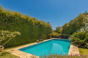 Casa En venta en Sotogrande Costa, Sotogrande photo 0