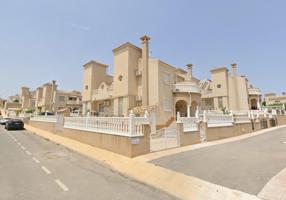 Casa En venta en Villamartín-Las Filipinas, Orihuela Costa photo 0