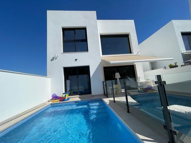 Casa En venta en Pueblo 5, Formentera Del Segura photo 0