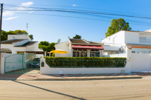 Casa En venta en La Siesta - El Salado - Torreta, Torrevieja photo 0