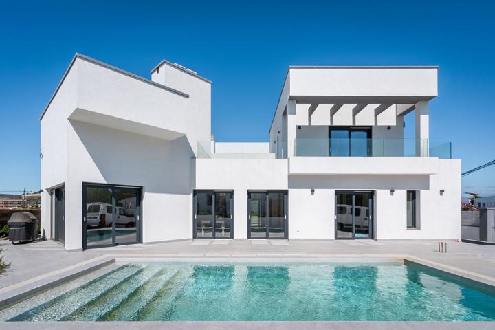 Casa En venta en Zona Las Mesas, Estepona photo 0