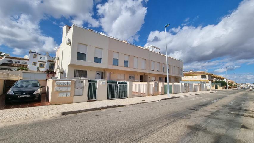 Casa En venta en Lomas De Cabo Roig, Orihuela Costa photo 0
