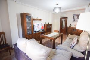 PISO REFORMADO CON ASCENSOR EN FÁTIMA!! photo 0