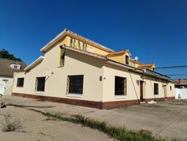 1500 m2 de terreno con casa en Camino viejo de Almodóvar photo 0
