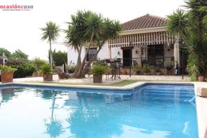 GRAN CHALET EN EL HIGUERON photo 0