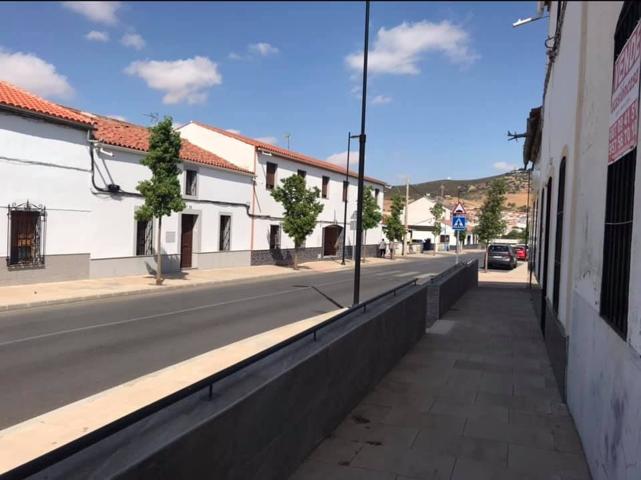 CASA CON SALIDA A DOS CALLES EN LA AVENIDA SIMON DE LILLO photo 0