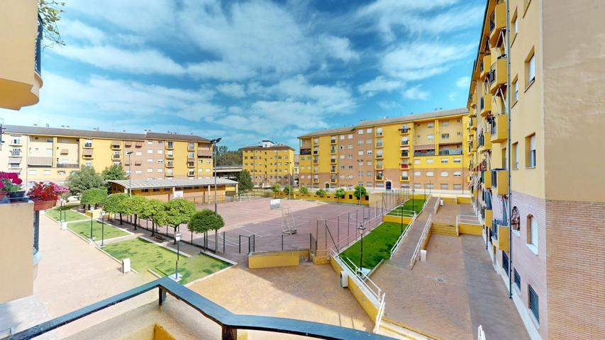 PISO EN URBANIZACIÓN GARAJE INCLUIDO - ZONA DE FÁTIMA photo 0