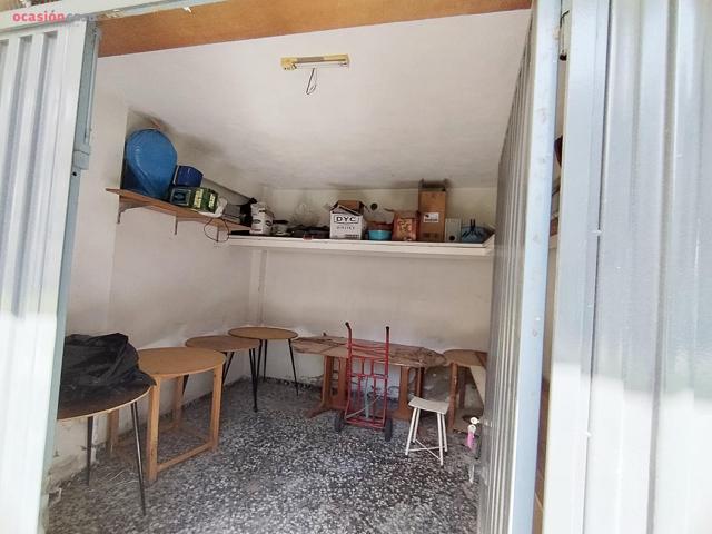 Local en zona comercial photo 0