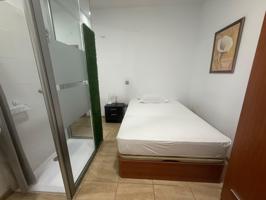 ALQUILER DE APARTAMENTO A UN PASO DE LA ESTACIÓN DE RENFE photo 0