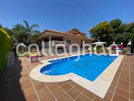 Casa En alquiler en Serra photo 0