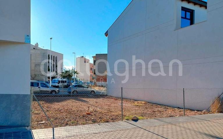 Terreno Urbanizable En venta en Calle De La Venta, Parque De La Bombilla-Pla De Rascanya, Llíria photo 0