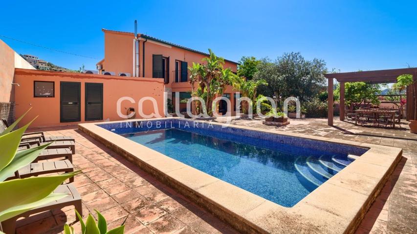 Casa En venta en Calle De L'Alborcer, Urbanizaciones, Gandia photo 0