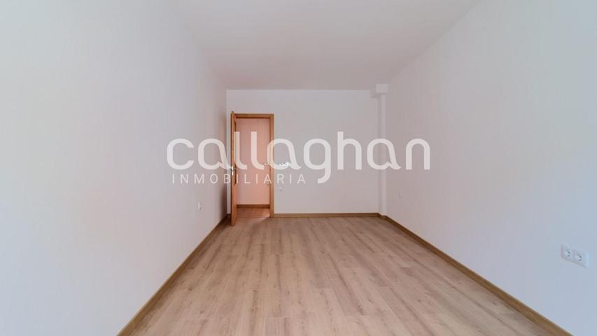 Piso En venta en Calle Alacant, Chilches photo 0