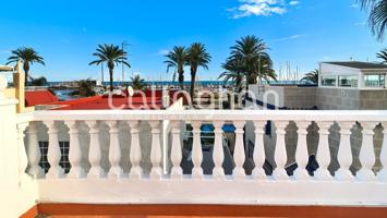 Casa En venta en Avenida Neptuno, Playa De Farnals photo 0