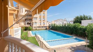 Unifamiliar Pareada En venta en Oliva Nova, Oliva photo 0