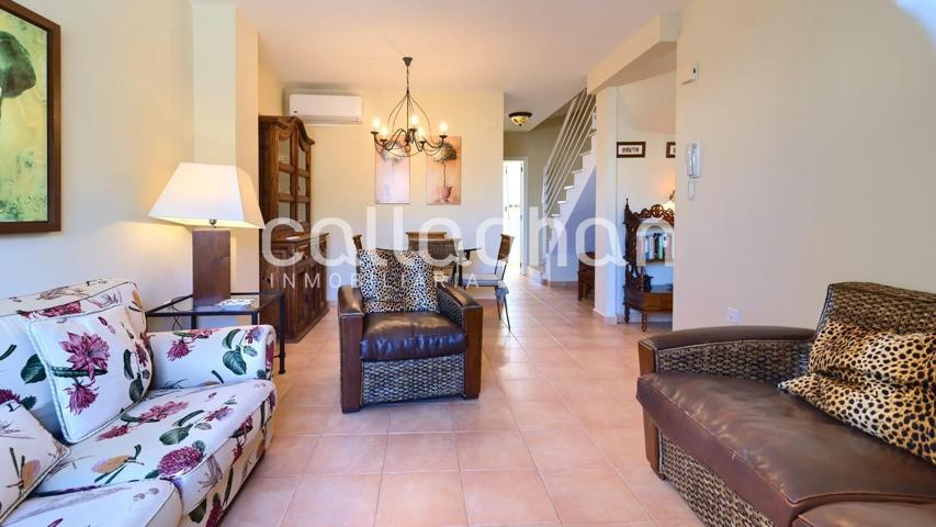 Unifamiliar Pareada En venta en Oliva Nova, Oliva photo 0