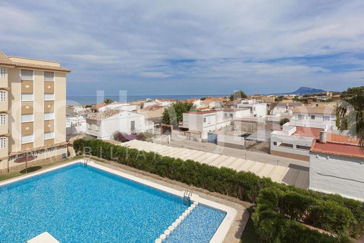 Unifamiliar Pareada En venta en Oliva Pueblo, Oliva photo 0