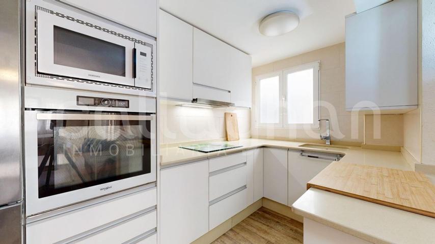 Piso En venta en Calle De Sant Joan De Déu, Poblats Marítims, València photo 0