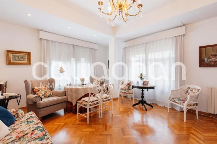 Piso En venta en Ciutat Vella, València photo 0