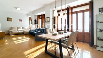 Piso En venta en Extramurs, València photo 0