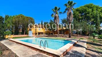 Casa En venta en Los Pinares-La Masía, Bétera photo 0