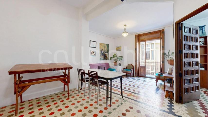 Piso En venta en Calle D'En Llop, Ciutat Vella, Valencia photo 0