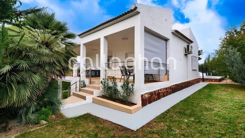 Casa En venta en Pedralba photo 0