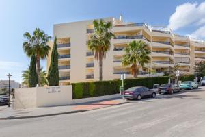 Piso En venta en Calle Brigitte Bardot, Playamar, Torremolinos photo 0