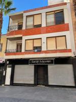 EDIFICIO IDEAL PARA DERRIBAR Y CONSTRUIR EN EL CENTRO DE TORREVIEJA photo 0