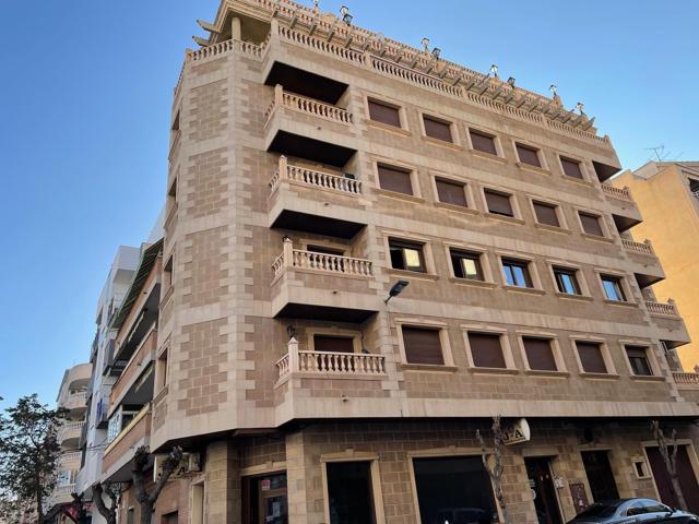 GRAN PISO DOBLE EN EL CENTRO DE TORREVIEJA photo 0