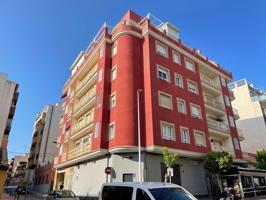 Piso de lujo con carácter y luz en el corazón de Torrevieja photo 0