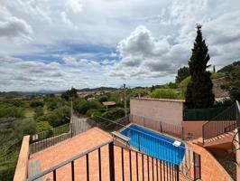 Chalet de ensueño con piscina y vistas a la Serra de Tramuntana en Alaró, Mallorca photo 0