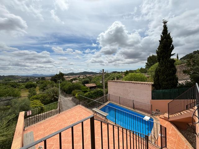 Chalet de ensueño con piscina y vistas a la Serra de Tramuntana en Alaró, Mallorca photo 0
