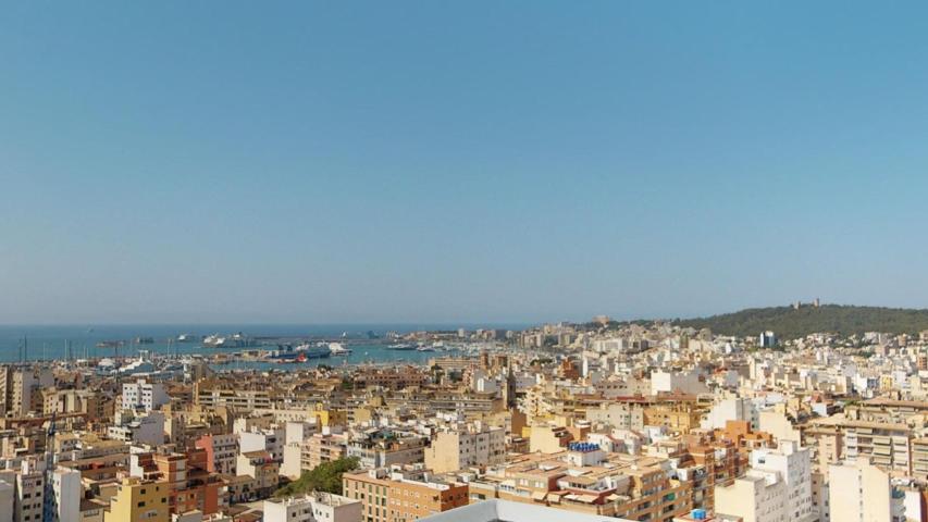 Exclusiva vivienda de lujo con vistas panorámicas en el corazón de Palma photo 0