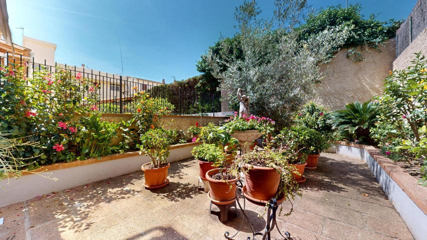 Elegante adosado con patio, porche y terraza en Lloseta, Mallorca photo 0