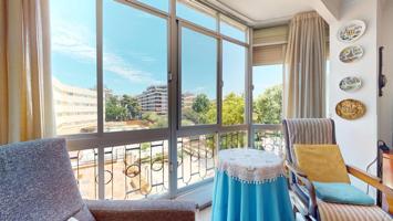 Amplio piso de 4 habitaciones en Plaza Patines – Buena orientación y excelente ubicación photo 0