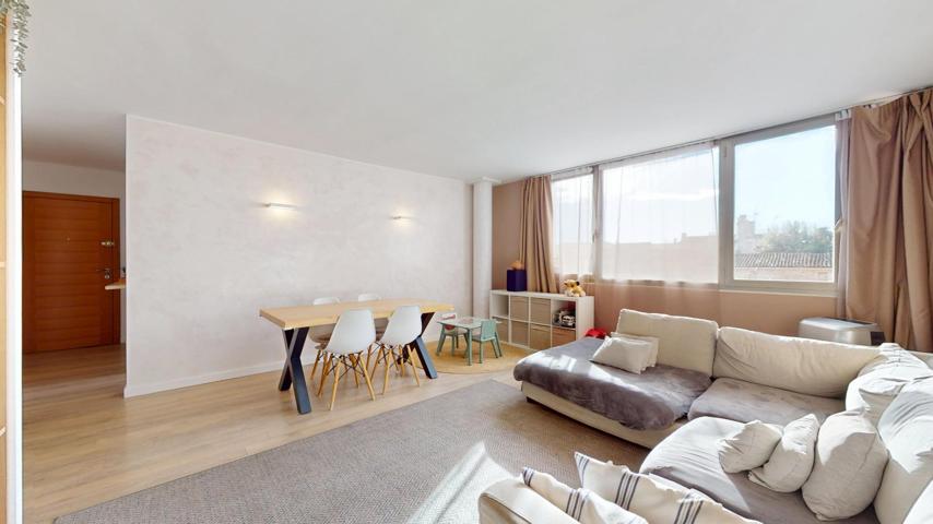 Apartamento luminoso y seminuevo con vistas despejadas, a solo 10 minutos del mar en Sa Pobla, Mallorca. photo 0