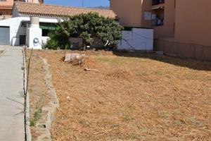 GRAN TERRENO CON CASA ANTIGUA SITUADO CERCA DEL CORTE INGLES - LAS LAGUNAS photo 0