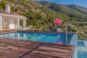 Mijas - Villa, 5 Dormitorios, Piscina, Terraza, Jardín, Garaje photo 0