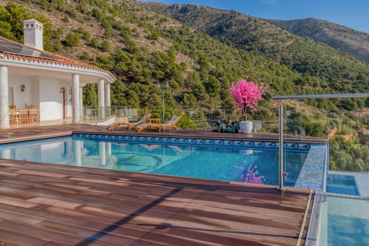 Mijas - Villa, 5 Dormitorios, Piscina, Terraza, Jardín, Garaje photo 0