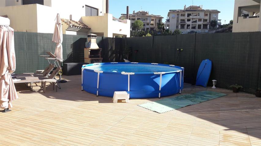 Piso En venta en La Resina, Estepona photo 0