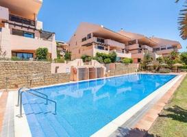 Calahonda - Piso Planta Baja, 2 Dormitorios, Terraza, Piscina, Garaje y Trastero photo 0