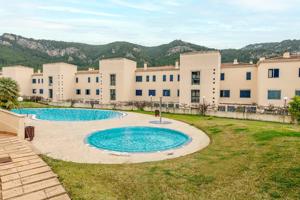 Planta baja con terrazas y parking con piscina comunitaria en Andratx photo 0