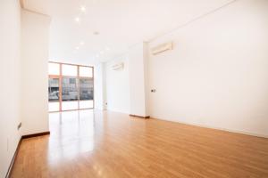 DESPACHO EN AVENIDA  JOAN MIRÓ - CA'N BARBARÀ photo 0